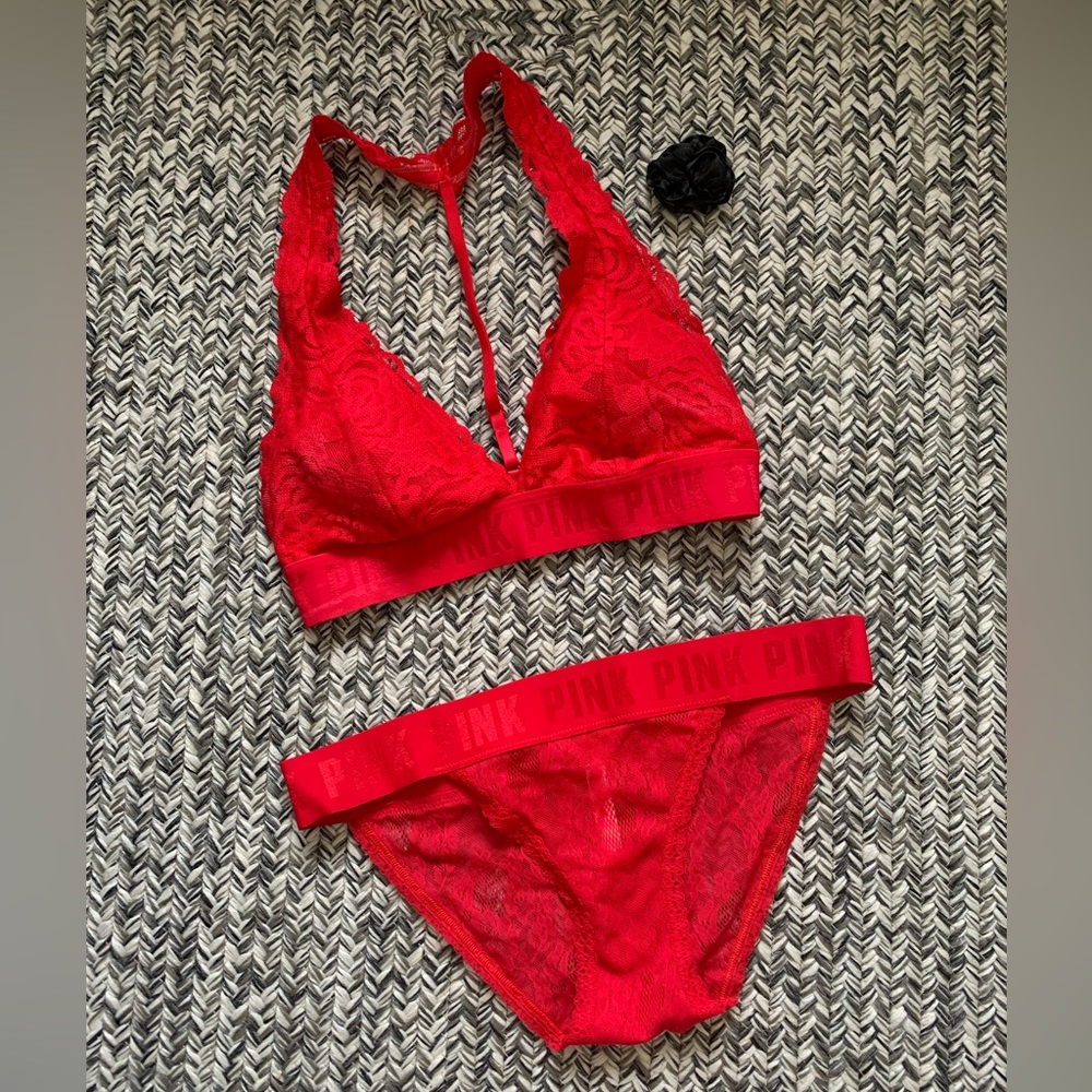 3/$45💫 NWOT. ❤️ Victoria’s Secret Panty and Bralette - Picture 1 of 4